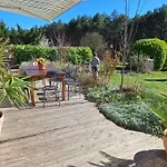 Villa Les Terre Rouges Avec Piscine Dans L ' Aude Arques (Aude)