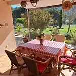 Les Terre Rouges Avec Piscine Dans L ' Aude * Arques (Aude)