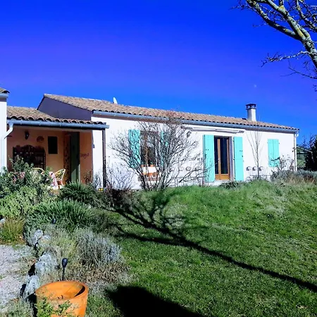 Villa Les Terre Rouges Avec Piscine , Chambres D Hotes Guest house 4*