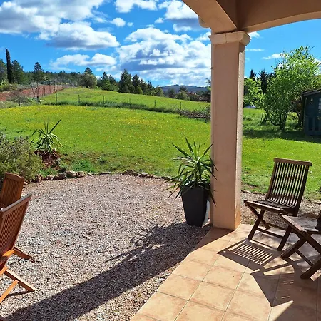 Guest house Villa Les Terre Rouges Avec Piscine , Chambres D Hotes