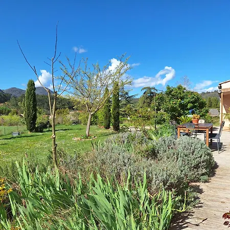 Villa Les Terre Rouges Avec Piscine , Chambres D Hotes Guest house 4*